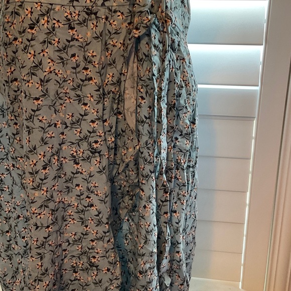 Xhilaration Blue Floral Midi Dress - Picture 3 of 11